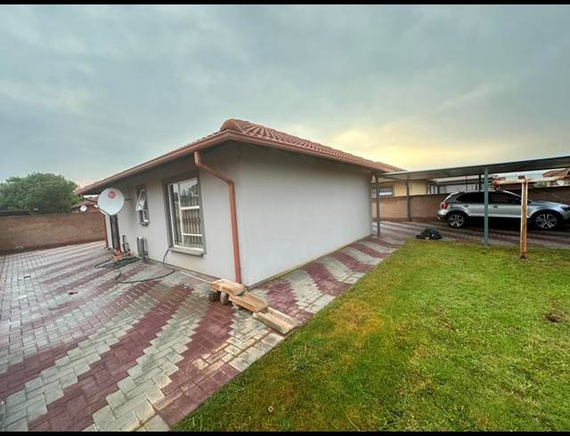 3 BEDROOM PROPERTY TO RENT IN THE ORCHARDS
